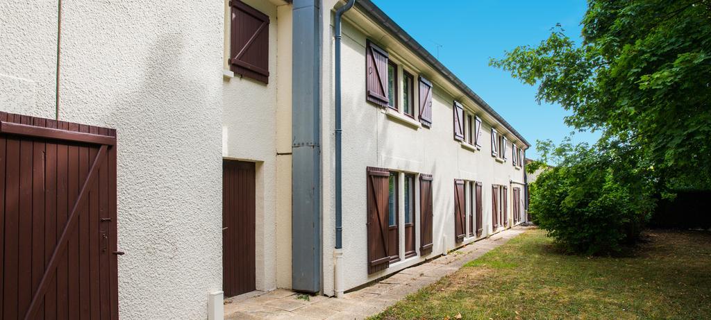Kyriad Montargis Amilly Exteriör bild